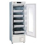 Холодильник Sanyo MBR-305GR для хранения крови (302 л,  4 ±1°С, вертикальный)